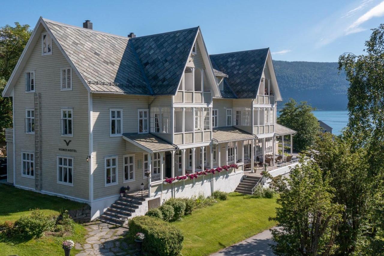 Visnes Hotel Stryn Dış mekan fotoğraf