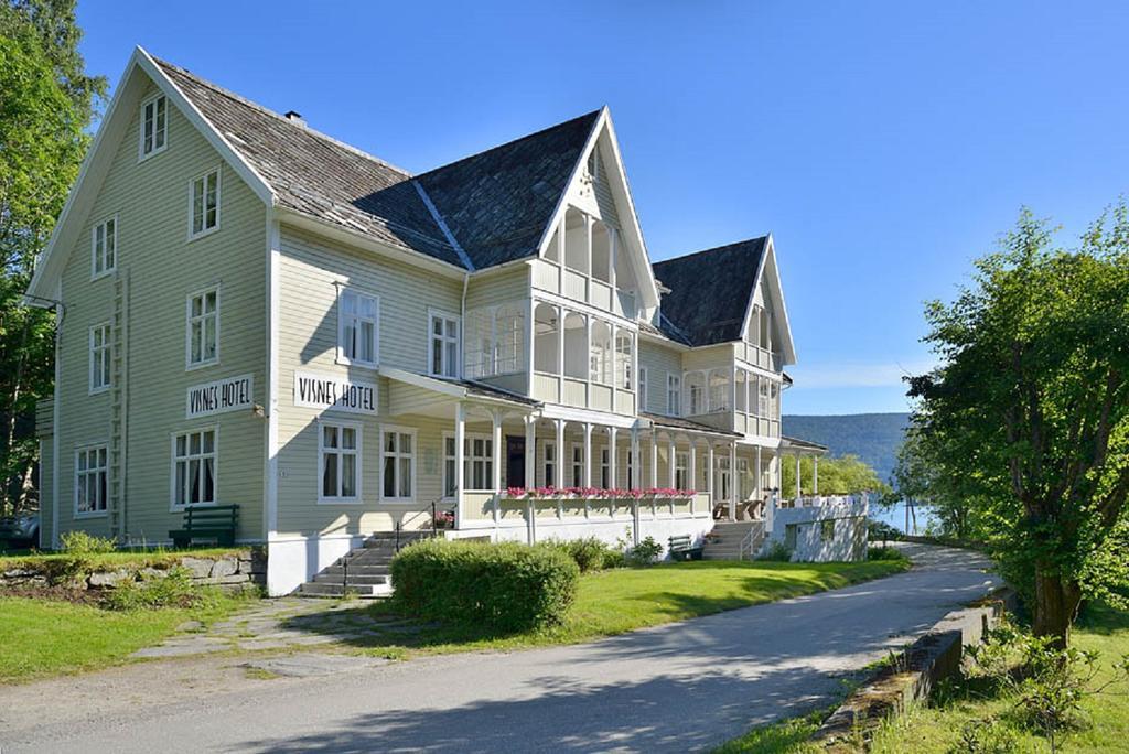Visnes Hotel Stryn Dış mekan fotoğraf