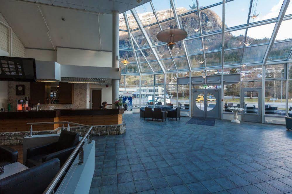 Visnes Hotel Stryn Dış mekan fotoğraf